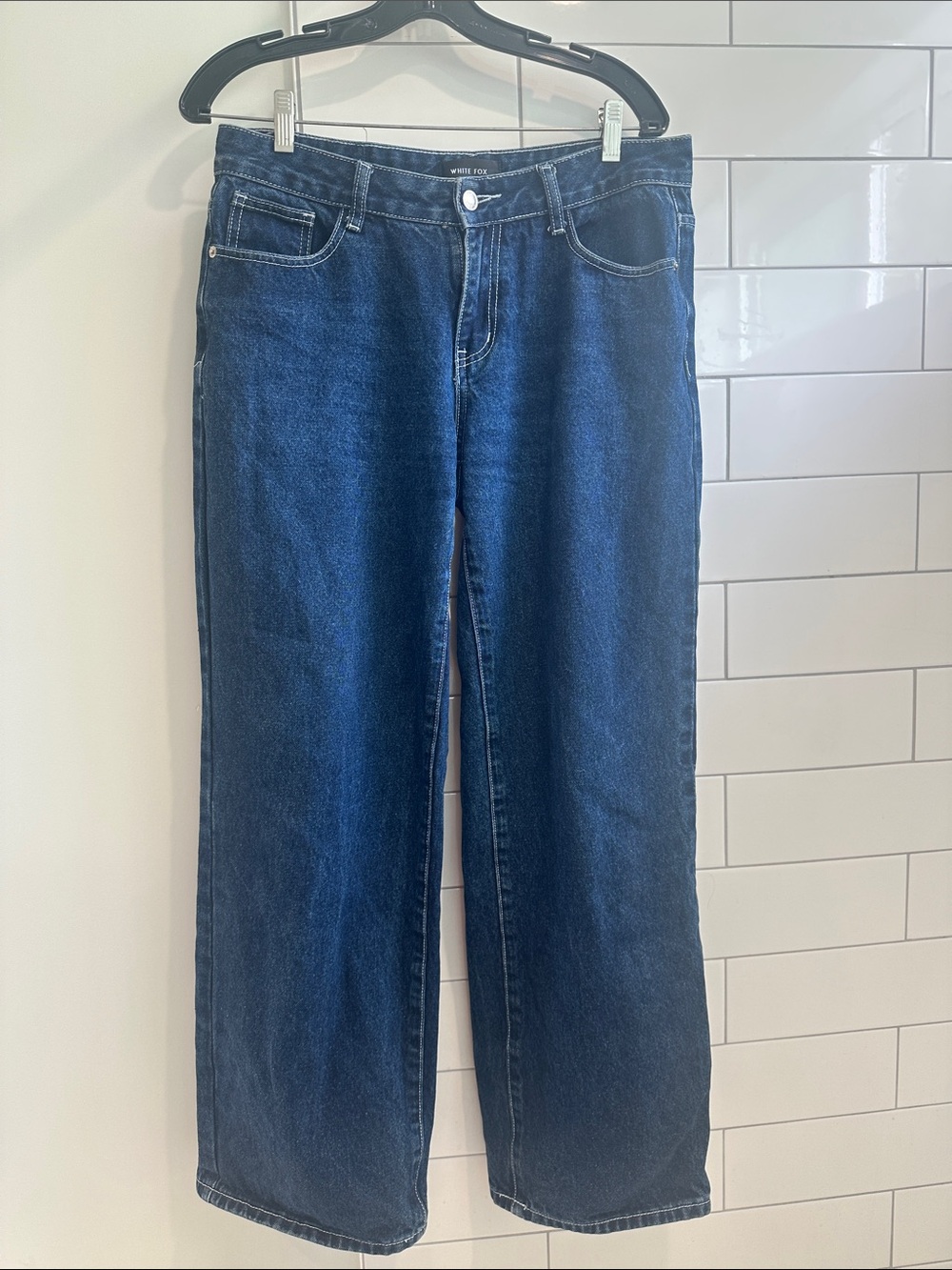 White Fox Low Rise Baggy Blue Jeans Size Medium